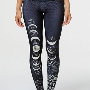ONEZIE HIGH RISE GRAPHIC LEGGING - LAS LUNAS
